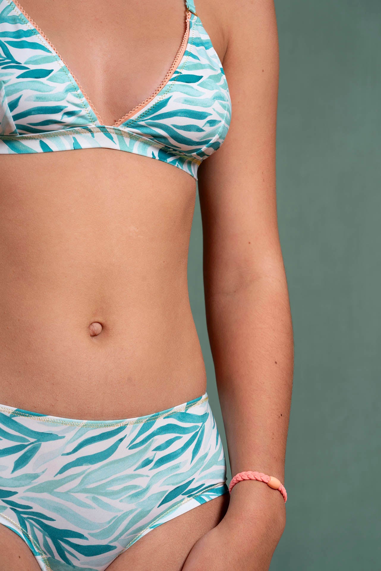 Soutien-gorge de face - pour adolescente 14 ans T4 - modèle Céleste motif végétal - 21MARS